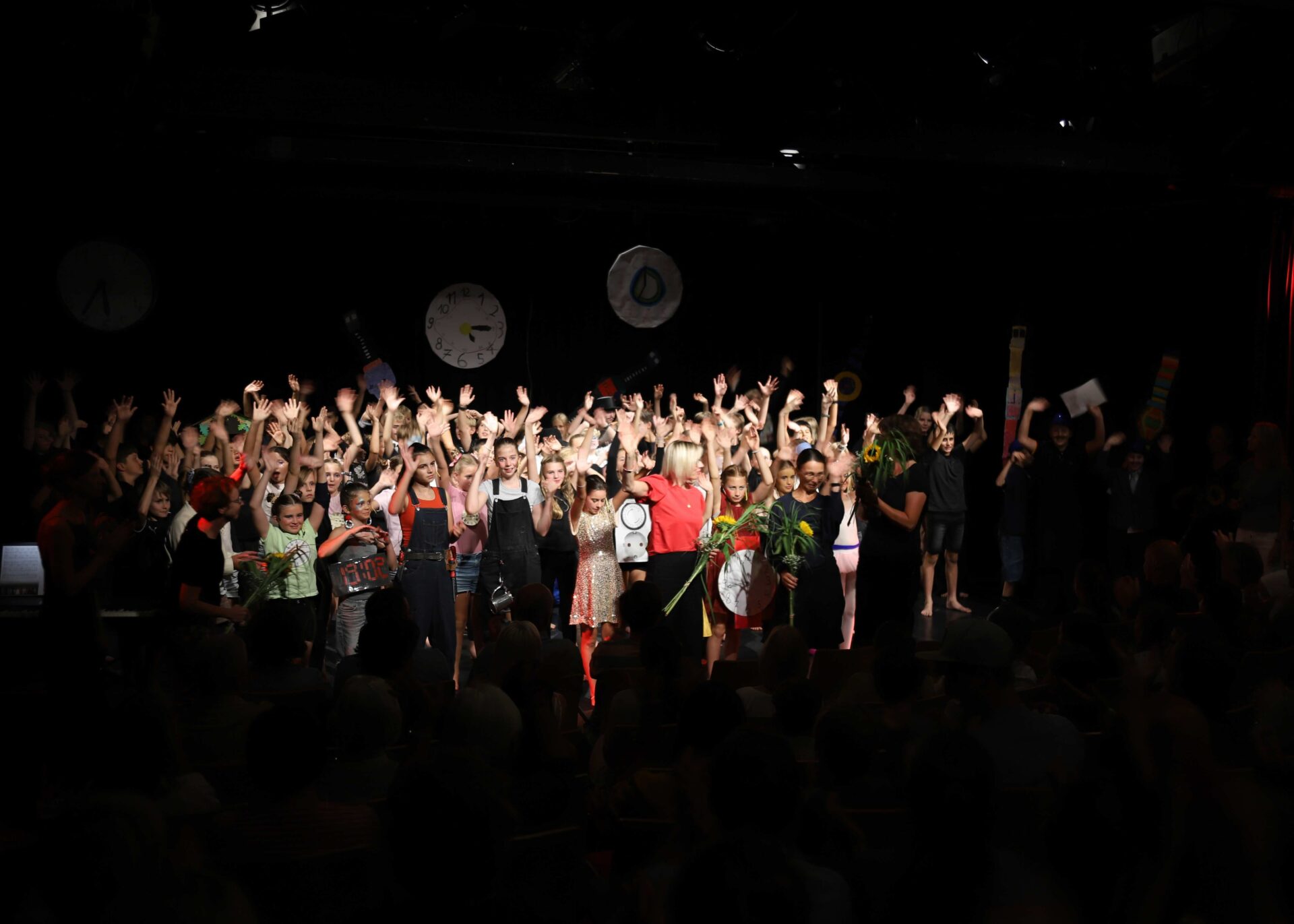 Musical Klasse 5: Ausgetickt? Die Stunde der Uhren